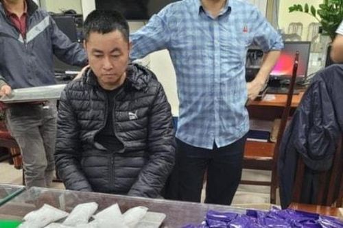 Cặp vợ chồng hờ điều hành đường dây ma túy trị giá cả tỷ đồng