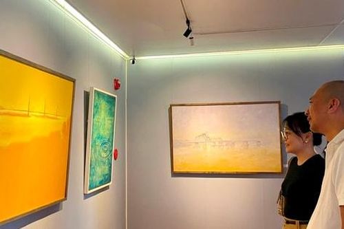 Hà Nội cổ kính và hiện đại trong triển lãm 'Mười Bốn Art Show 2024'