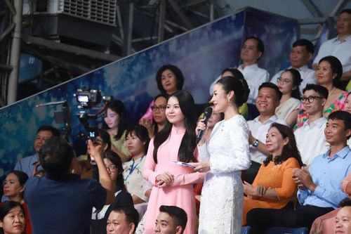 'Thay lời tri ân' - chương trình đầy cảm xúc về sự cống hiến của nhà giáo