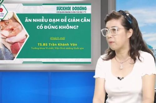 Người đang giảm cân cần bổ sung bao nhiêu gam đạm mỗi ngày?