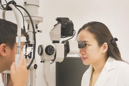 4 bệnh lý gây mù mắt ở trẻ và cách phòng tránh