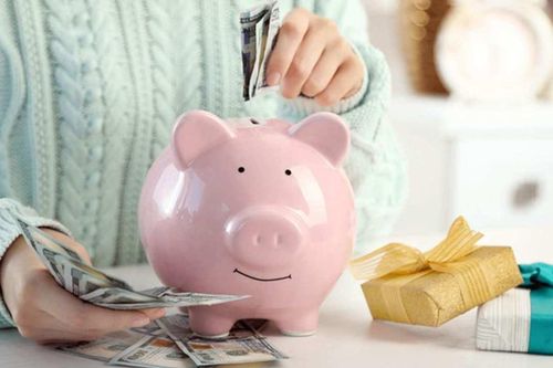 Tiết kiệm trước, chi tiêu sau giúp bạn có trong tay số tiền mình muốn