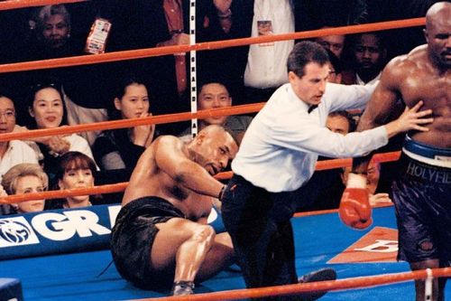 Huyền thoại Mike Tyson góp mặt 2 lần trong 10 trận quyền Anh hạng nặng hay nhất lịch sử