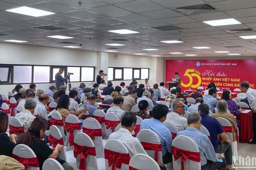Hội thảo khoa học 'Nhiếp ảnh Việt Nam - 50 năm phát triển cùng đất nước'