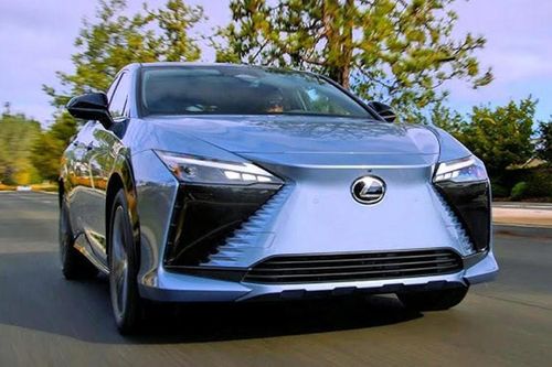 Lexus RZ 2025 - chiếc Lexus EV 'ngon bổ rẻ' chỉ 1,04 tỷ đồng