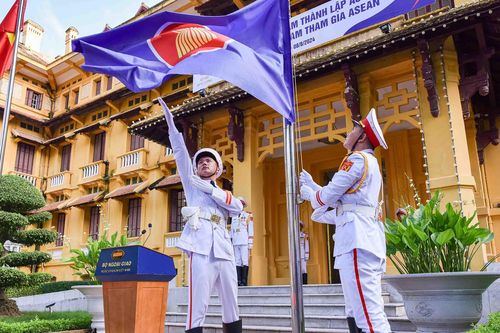 Việt Nam cùng ASEAN: Đổi mới để bay cao, sáng tạo để vươn xa, hội nhập để phát triển