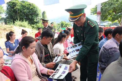 Phát động phong trào toàn dân tham gia phòng, chống cháy rừng ở khu vực biên giới