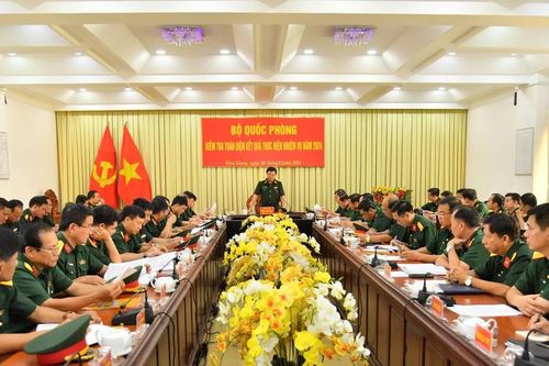 Bộ Quốc phòng kiểm tra toàn diện Bộ CHQS tỉnh Kiên Giang