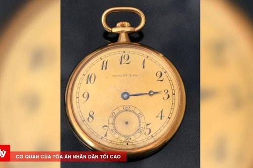 Kỷ vật của 'người hùng Titanic' được bán với giá kỷ lục