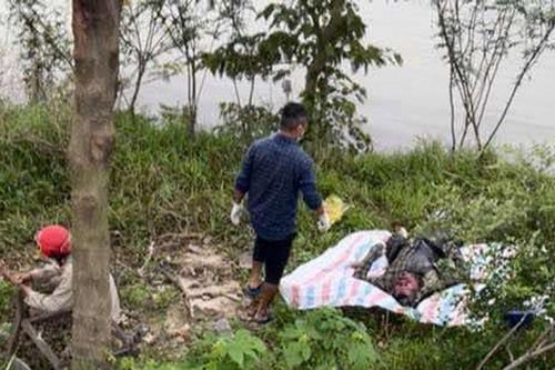 Phát hiện thi thể nam thanh niên làm nghề shipper nổi trên sông Lam