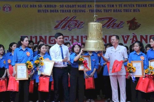Học sinh Thanh Chương thi Rung chuông vàng tìm hiểu về sức khỏe sinh sản