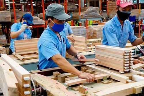 Doanh nghiệp ngành gỗ 'bừng sáng', Gỗ Trường Thành vẫn lỗ nặng