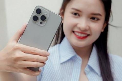 Top smartphone cao cấp đang được giảm giá đậm nhất tháng 11