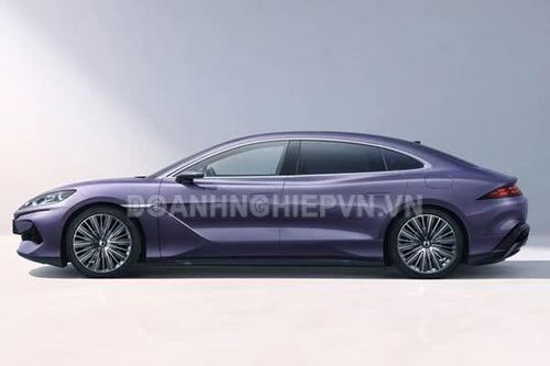 Xe sedan 'sang xịn mịn', công suất 639 mã lực, giá gần 1,1 tỷ đồng