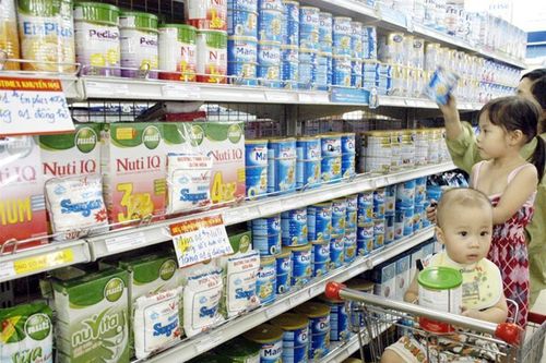 Quy định mới về sản phẩm sữa, thực phẩm chức năng cho trẻ thuộc diện bình ổn, kê khai giá