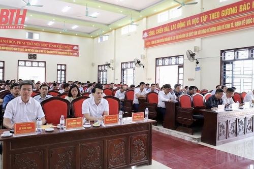 Tổ đại biểu HĐND tỉnh tiếp xúc cử tri huyện Vĩnh Lộc