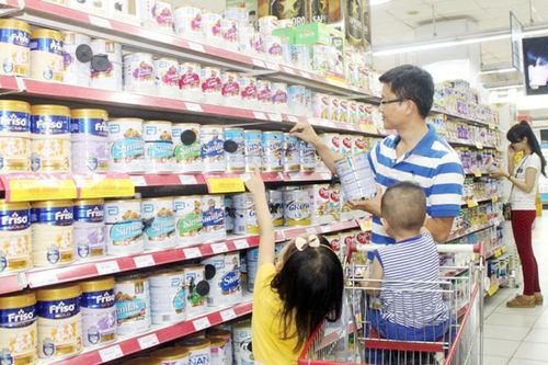 Quy định mới về sản phẩm sữa cho trẻ dưới 6 tuổi phải kê khai giá