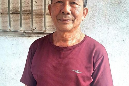 Người có uy tín hết lòng vì dân