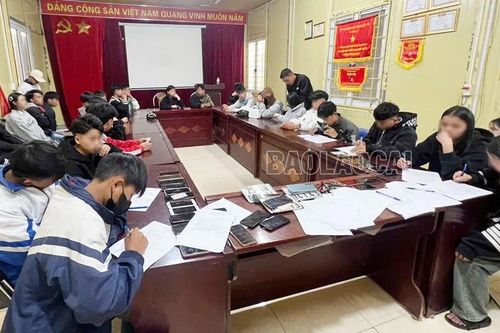 Phát hiện, xử lý nhiều thanh niên tụ tập gây rối trật tự công cộng