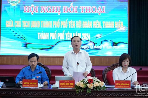 Chủ tịch UBND TP. Phổ Yên đối thoại với gần 100 đoàn viên thanh niên