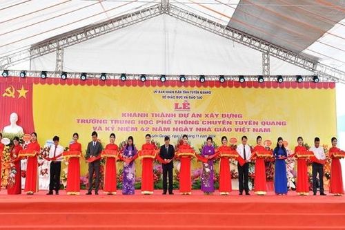 Khánh thành trường THPT Chuyên Tuyên Quang tại địa điểm mới