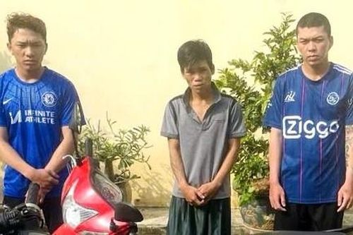 Bắt nhóm đối tượng 'gài kèo' cướp xe máy chỉ sau 5 giờ gây án