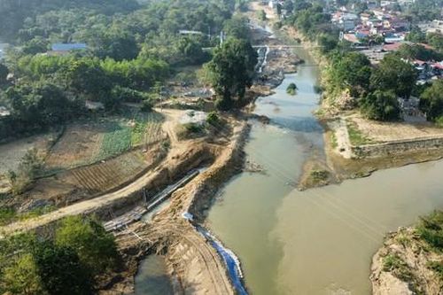 Dự án kè khắc phục sạt lở ở Bắc Kạn hiện ra sao, sau ảnh hưởng do thủy điện Thác Giềng 1 xả lũ?