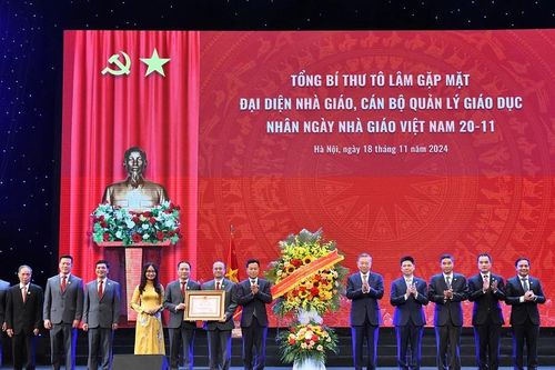 Tổng Bí thư Tô Lâm: Nhanh chóng phổ cập tri thức cơ bản về chuyển đổi số cho toàn dân