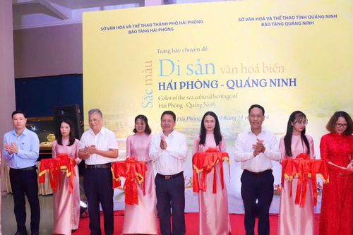 Trưng bày 'Sắc màu di sản văn hóa biển Hải Phòng – Quảng Ninh'