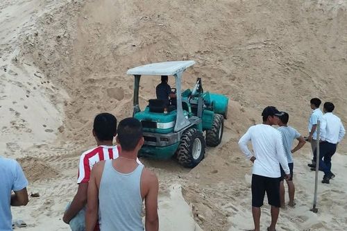 Học sinh lớp 7 bị cát vùi lấp tử vong khi chơi cùng nhóm bạn