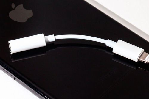Phụ kiện từ thời iPhone 7 bị 'khai tử'