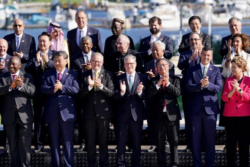 Các lãnh đạo G20 chụp ảnh tập thể mà không có ông Biden