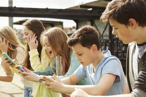 Internet có làm ta bớt đơn độc?