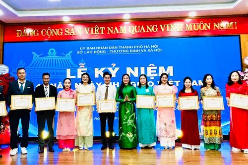 Hà Nội tuyên dương nhà giáo, học sinh, sinh viên GDNN đạt thành tích xuất sắc