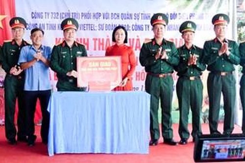 Binh đoàn 15: Khánh thành, bàn giao công trình 'Sao sáng buôn làng' tại tỉnh Kon Tum
