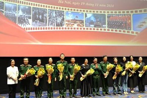 Hạnh phúc khi được đóng phim về người lính trong 'Bình minh đỏ'