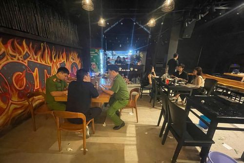 Kiên quyết xử lý các quán nhậu có dấu hiệu vi phạm trên đường Chương Dương