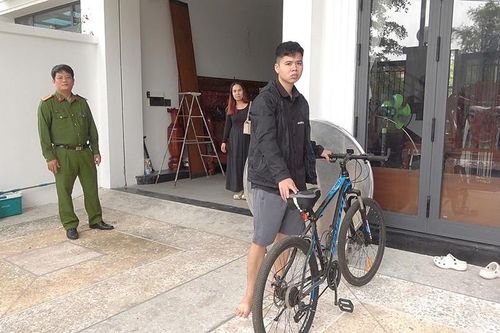 Đạo chích thúc thủ