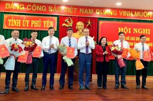 Điều động, bổ nhiệm nhiều cán bộ lãnh đạo ở Phú Yên