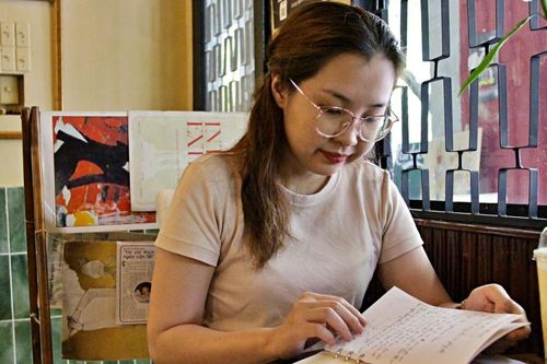 'Trạm sạc tinh thần' của cô gái Long An hút giới trẻ đến giải tỏa cảm xúc