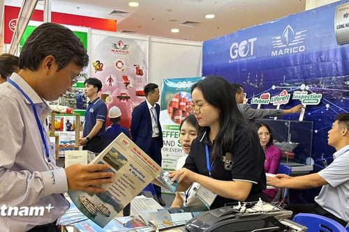Gần 200 đơn vị quy tụ tại triển lãm máy móc, thiết bị hàng hải và đóng tàu