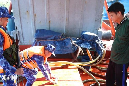 Phát hiện tàu chở 60.000 lít dầu DO không rõ nguồn gốc trên vùng biển Tây Nam