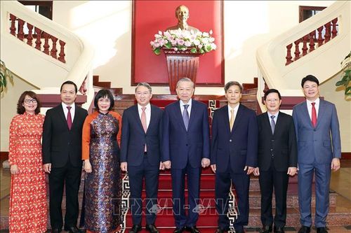 Đổi mới công tác xây dựng pháp luật, bỏ tư duy 'không quản được thì cấm'