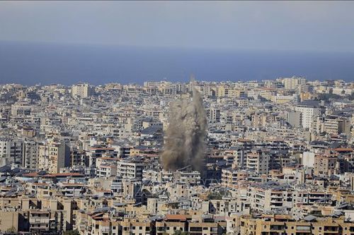 Israel tiếp tục không kích trung tâm thủ đô Beirut