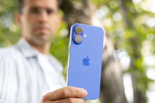 Người dùng hoang mang vì iPhone bỗng dưng phát ra giọng nói lạ