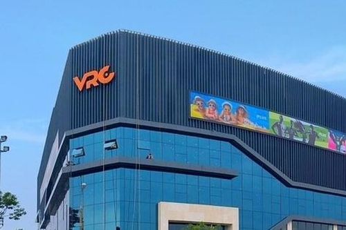 Một cổ phiếu bất động sản tăng trần 4 phiên liên tiếp