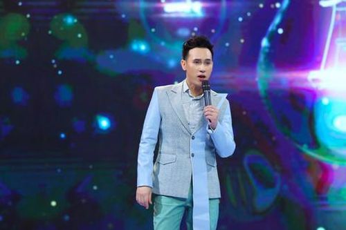 Nam ca sĩ U50 kể chuyện gặp tai nạn trên đường đi diễn: 'Tôi tự hỏi sao mình lại chọn cái nghề này'