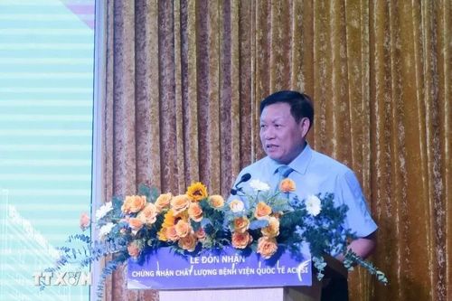 Nhân sự 18/11: Bổ nhiệm lại Thứ trưởng Bộ Y tế; Nghệ An có tân Chủ tịch HĐND tỉnh