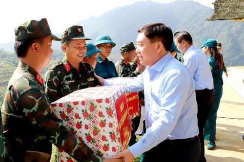 Bài cuối: Đảng ta là Đảng vì nước, vì dân