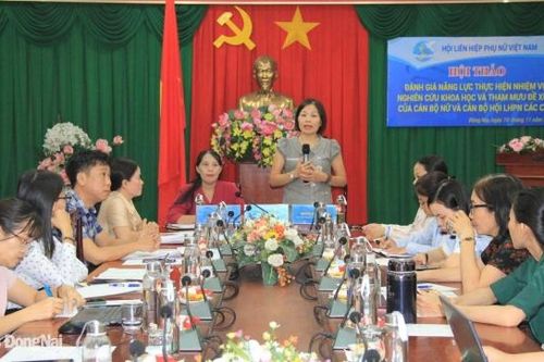 Nâng cao năng lực thực hiện nhiệm vụ nghiên cứu khoa học và tham mưu đề xuất của cán bộ nữ